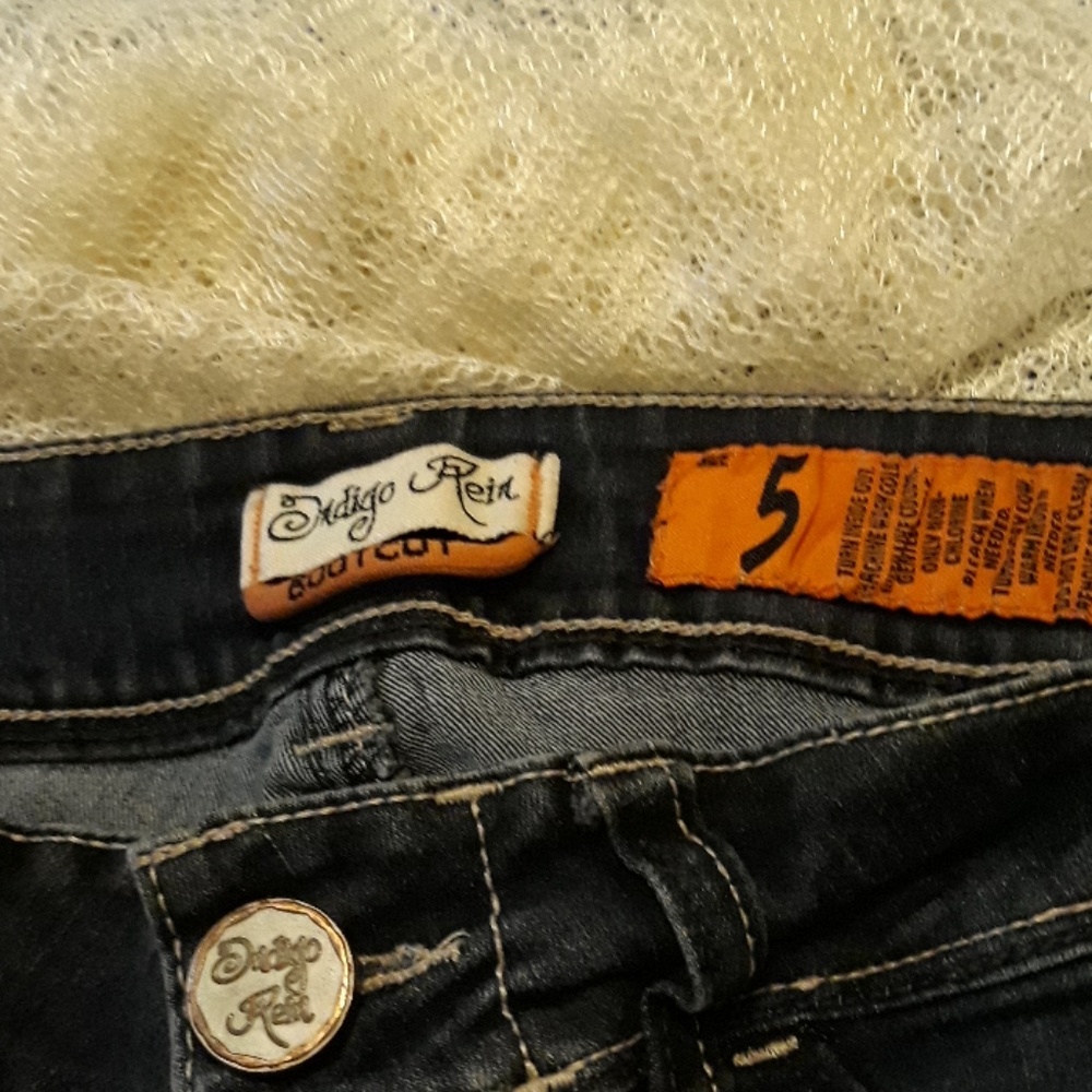 Jeans - Picture 3 of 3